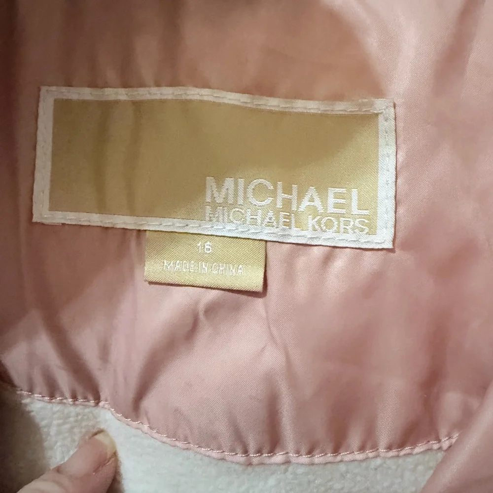Michael Kors Pink Puffer Jacket With Fur Hood Size 16 Big Kids fits size S in W